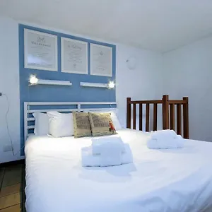https://banchi-nuovi-rome.it-romehotels.com